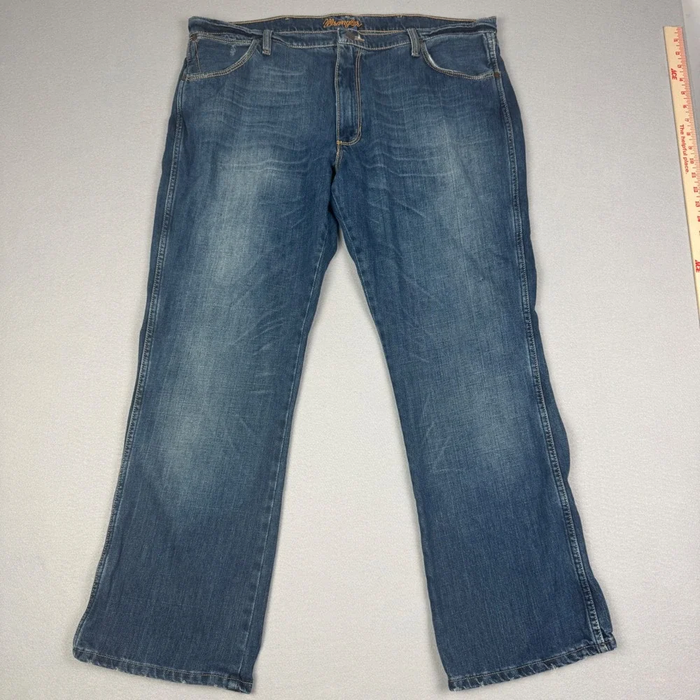 Wrangler Retro Slim Boot Jeans Mens 40x32 Blue Medium Wash Denim 77MWZBB